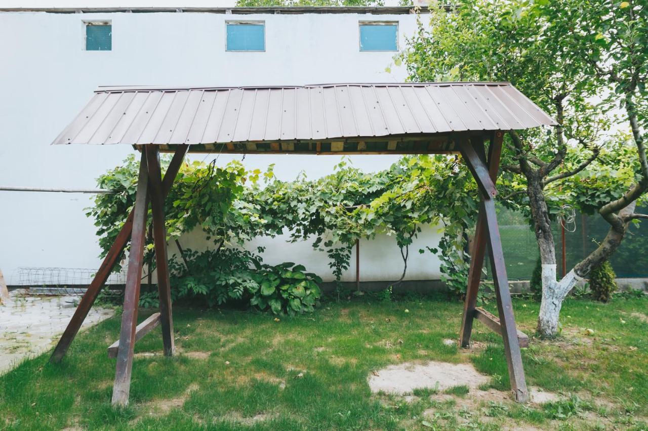 Casa Vinco Vici Hotel Turda Exterior foto